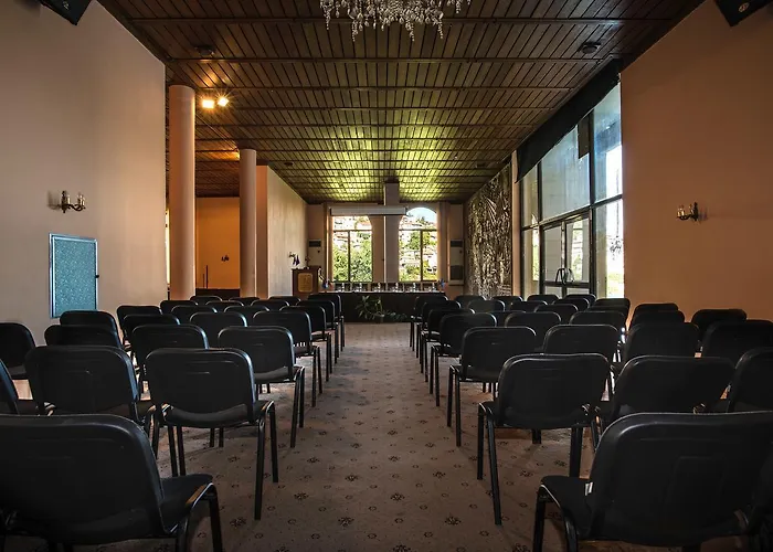 Interhotel מלון 4*