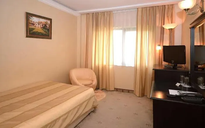 Interhotel מלון 4*